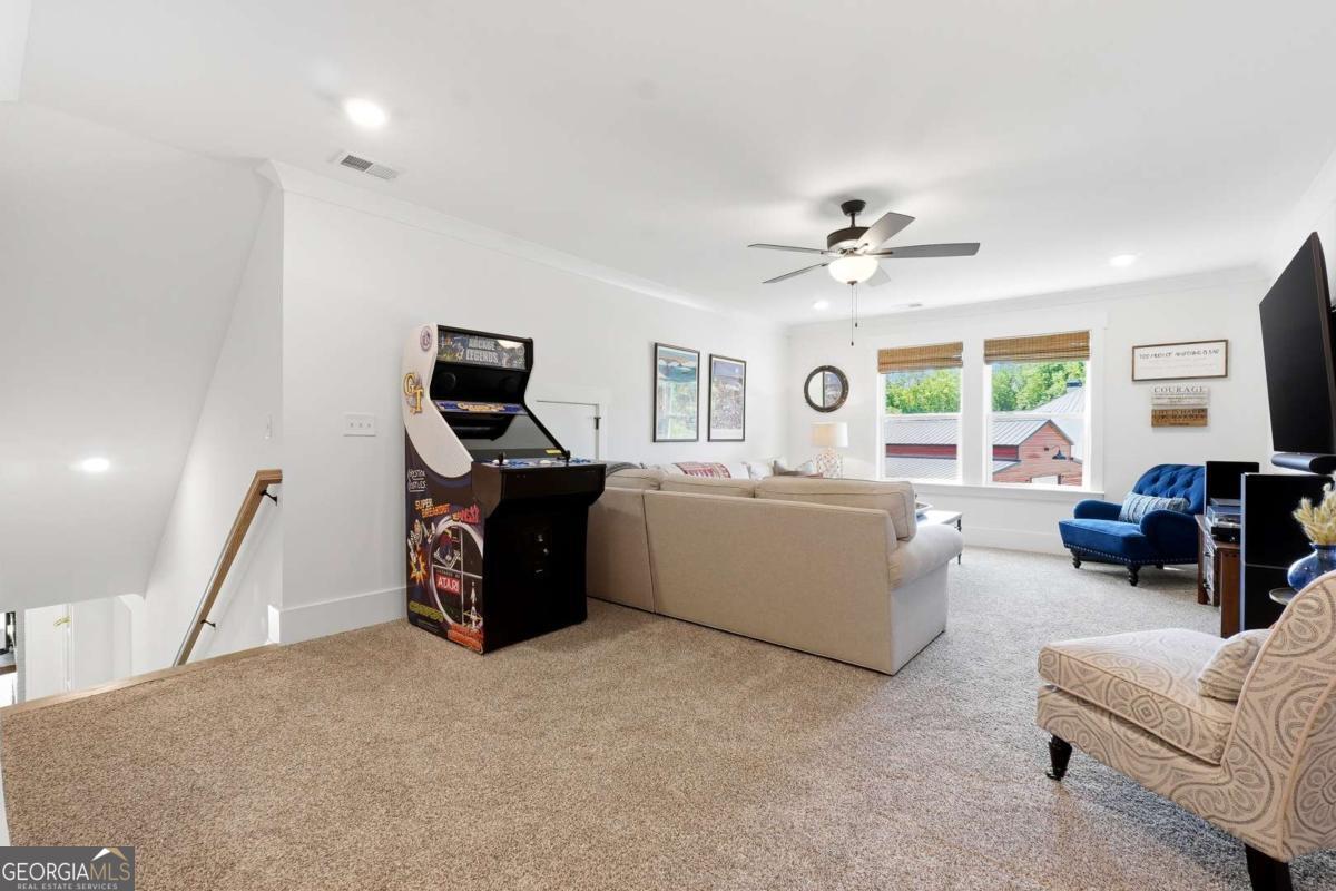 330 Taylor Path Property Photo 30