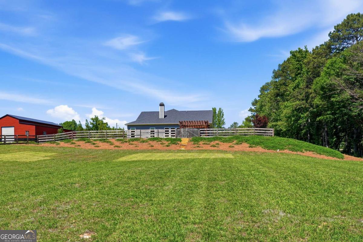 330 Taylor Path Property Photo 40
