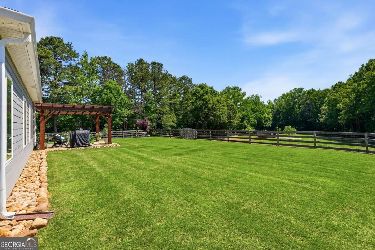 330 Taylor Path Property Photo 42