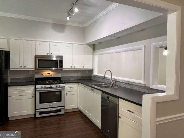 3666 Centennial Square Property Photo 6