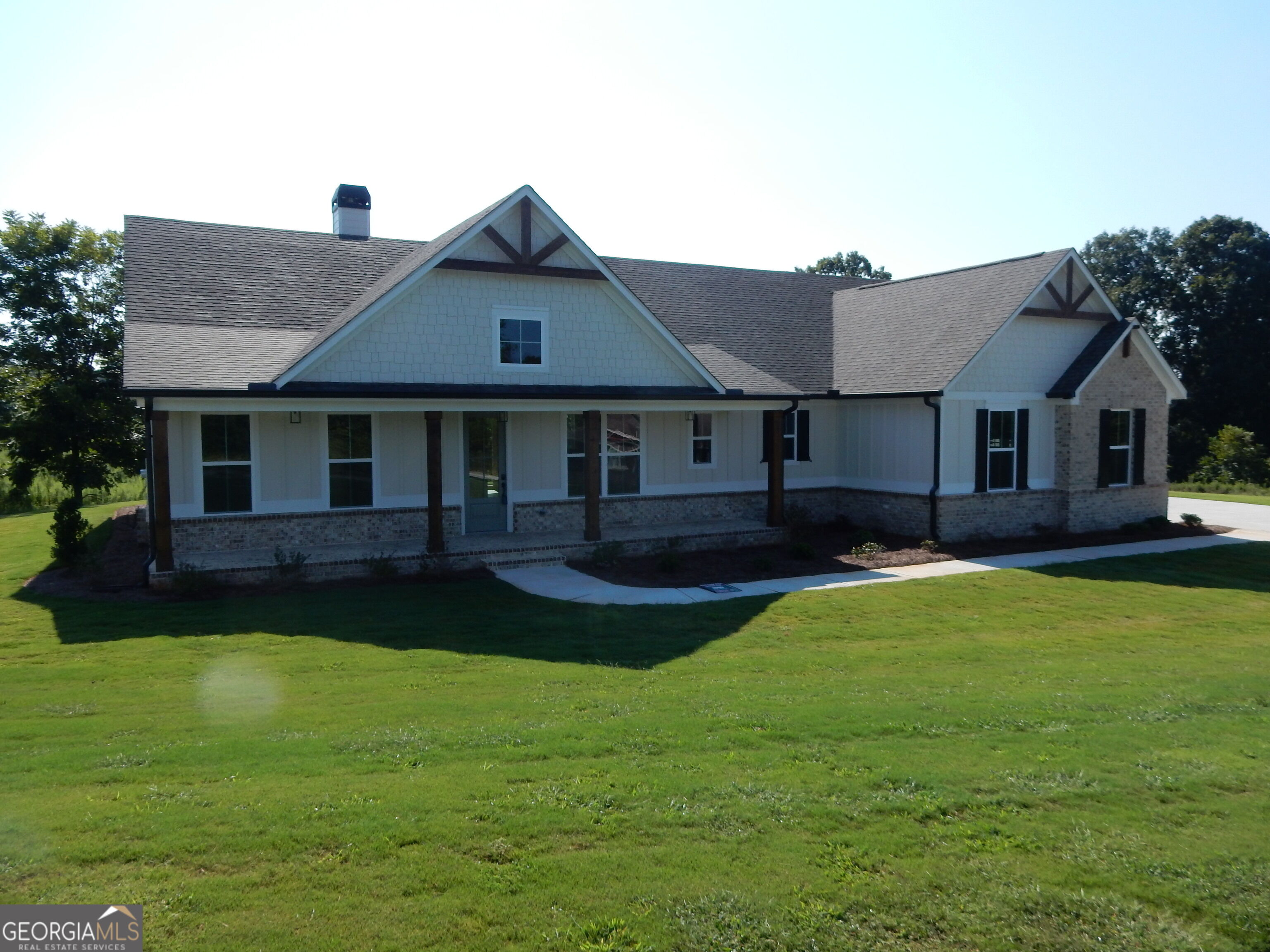 355 Sweetgrass Drive Property Photo 3