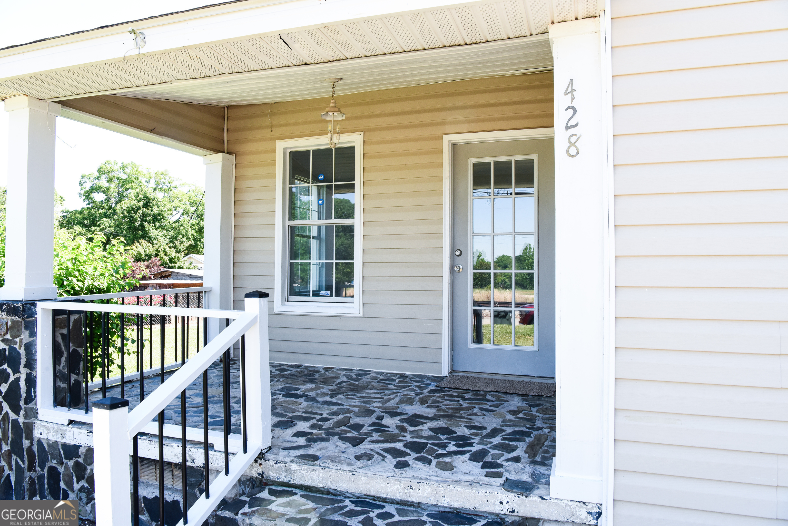 428 Searcy Avenue Property Photo 6