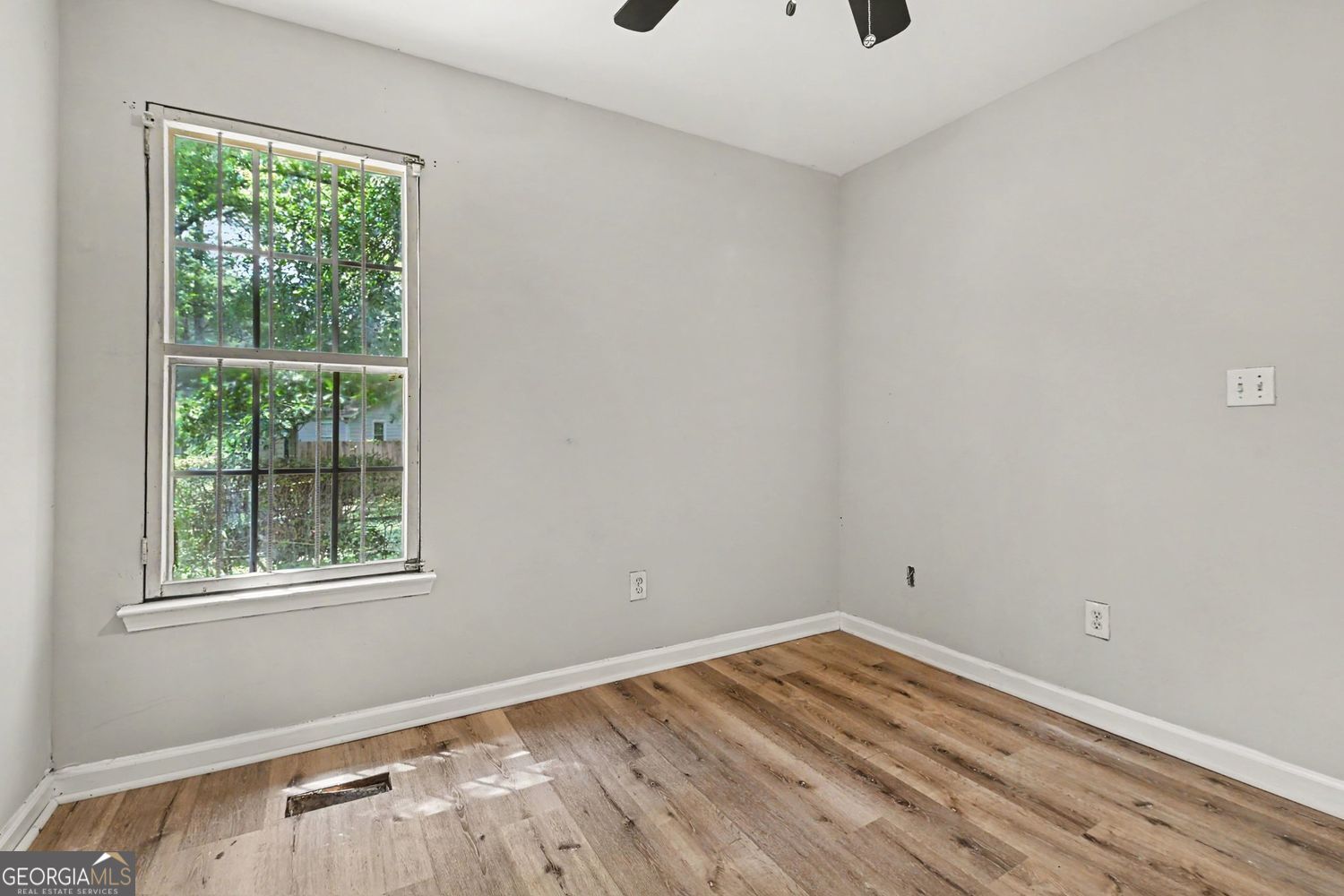 1451 Kennesaw Drive Nw # B Property Photo 12