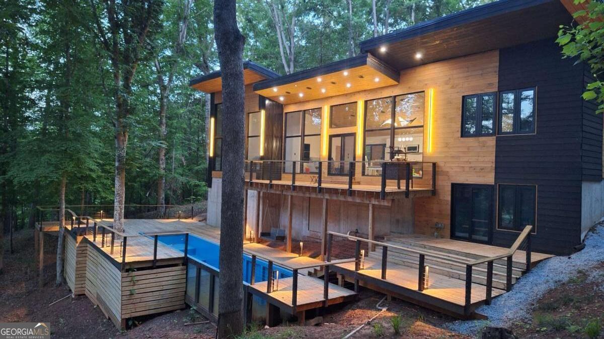 642 Susan Davis Road
