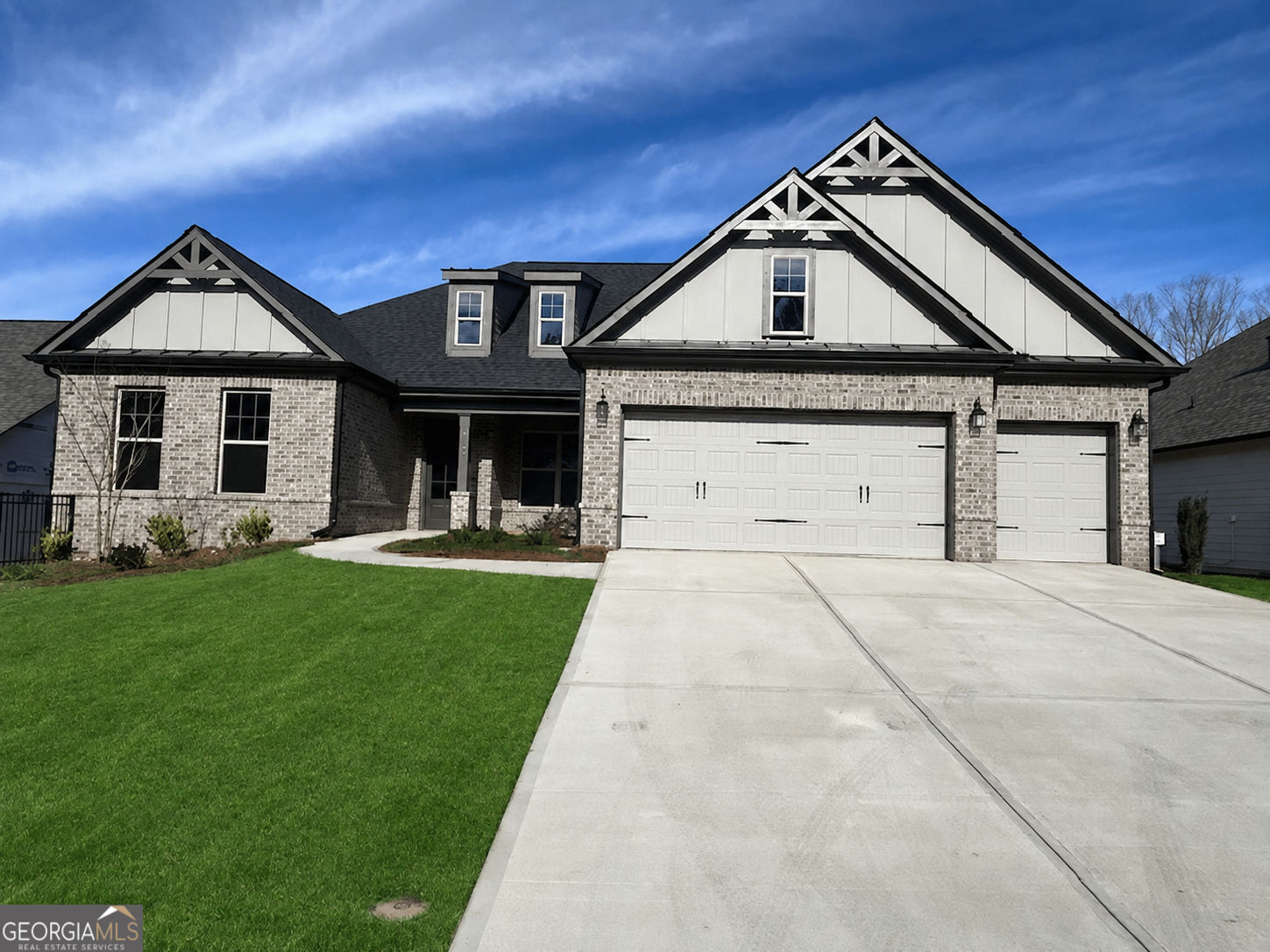 604 Highgrove Circle Property Photo 1