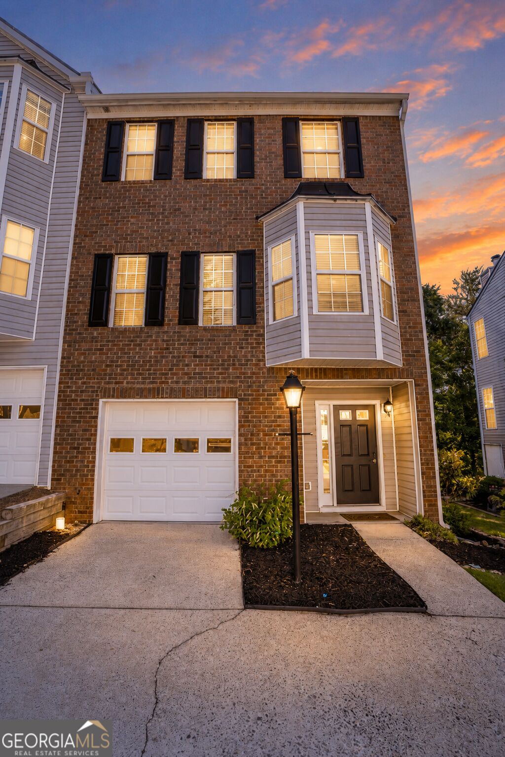 1622 Indian Way Property Photo 1