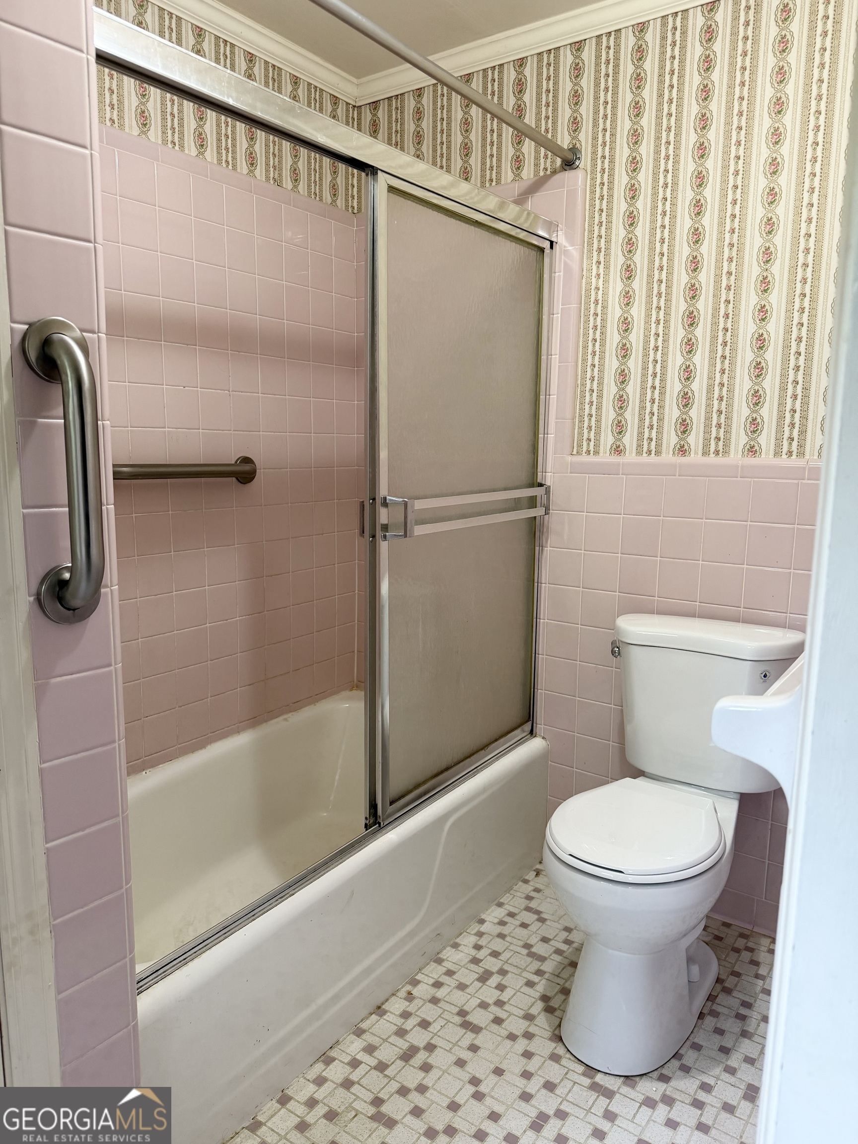 112 Geneva Street Property Photo 38