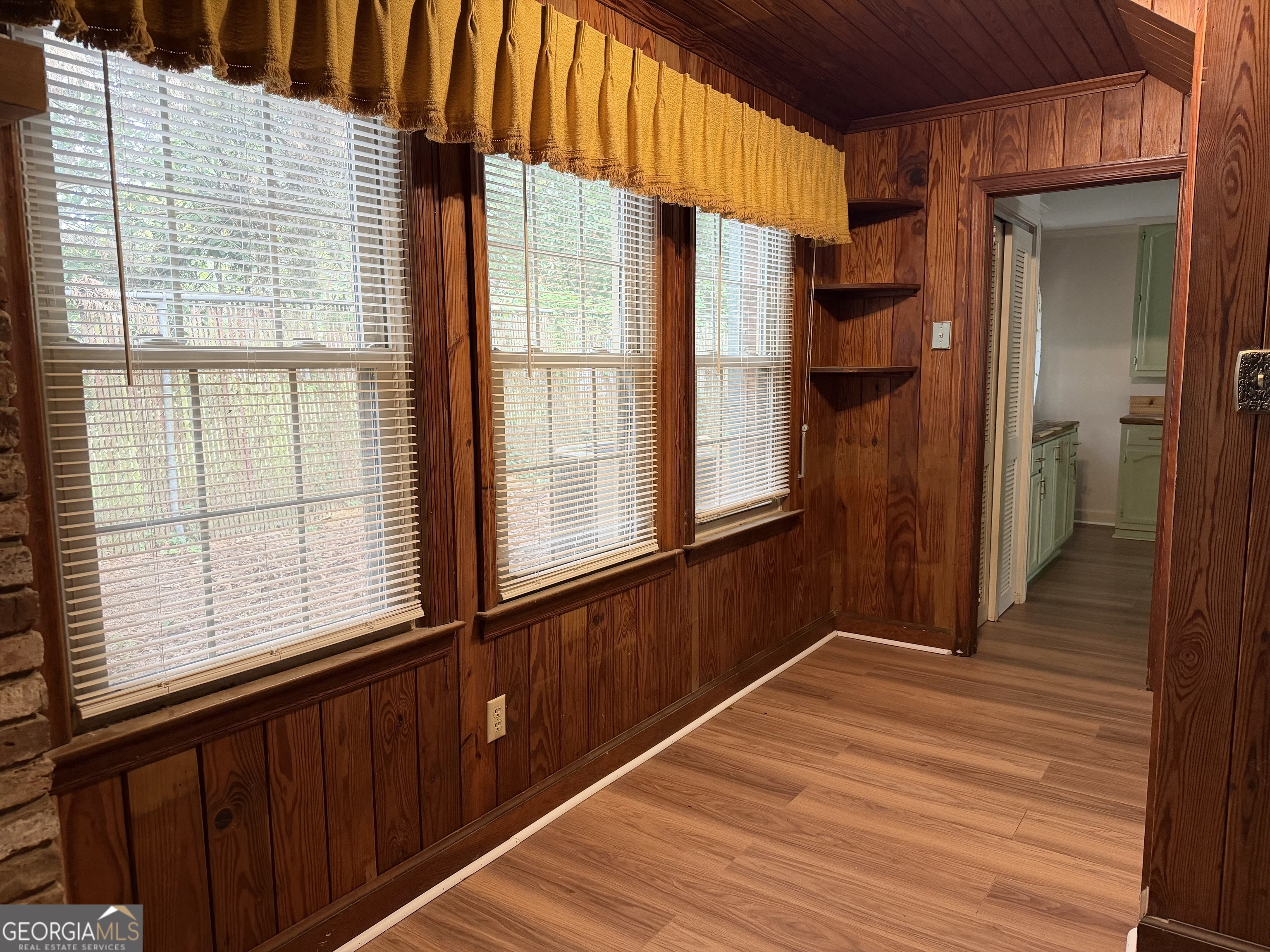 112 Geneva Street Property Photo 45