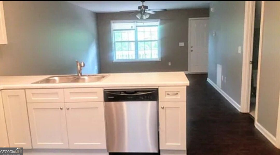 184 Strickland Avenue Property Photo 3