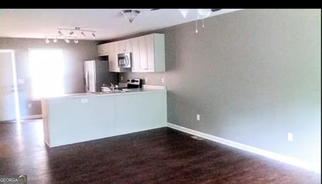 184 Strickland Avenue Property Photo 4