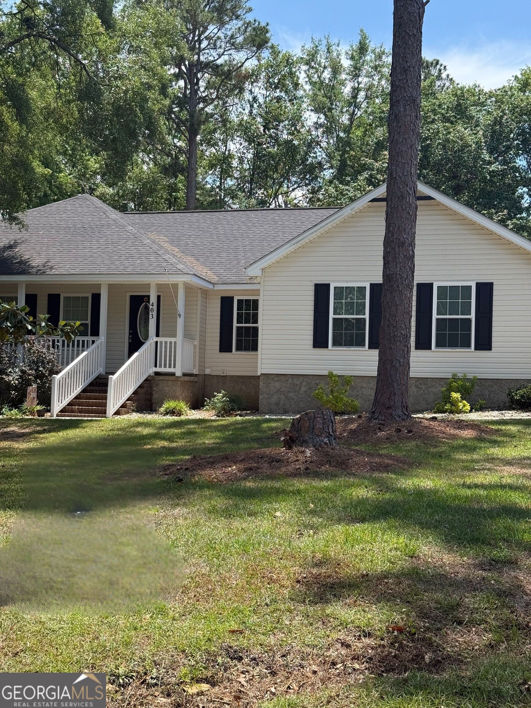 403 Wilburn Cr Property Photo 2