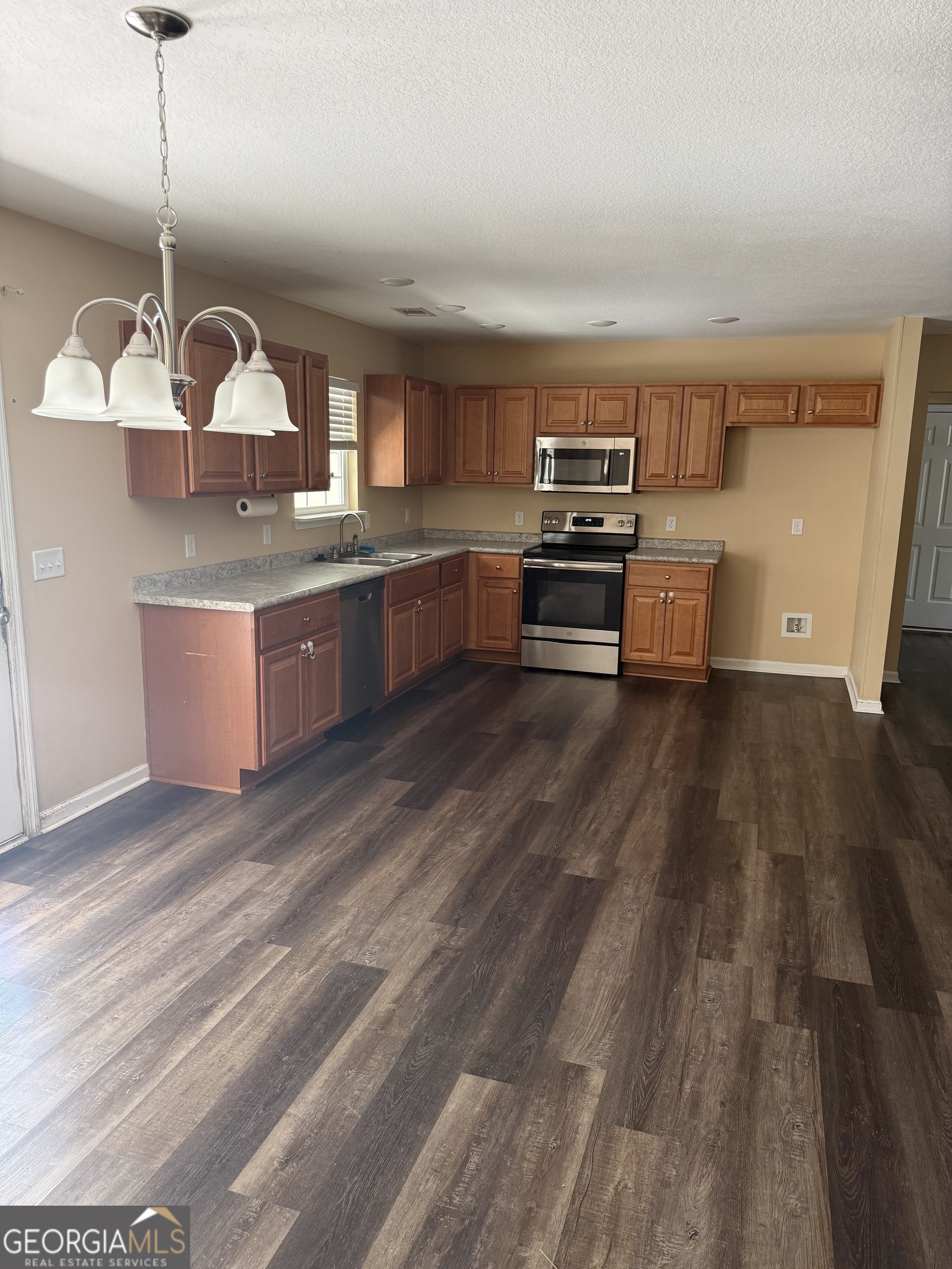 403 Wilburn Cr Property Photo 7