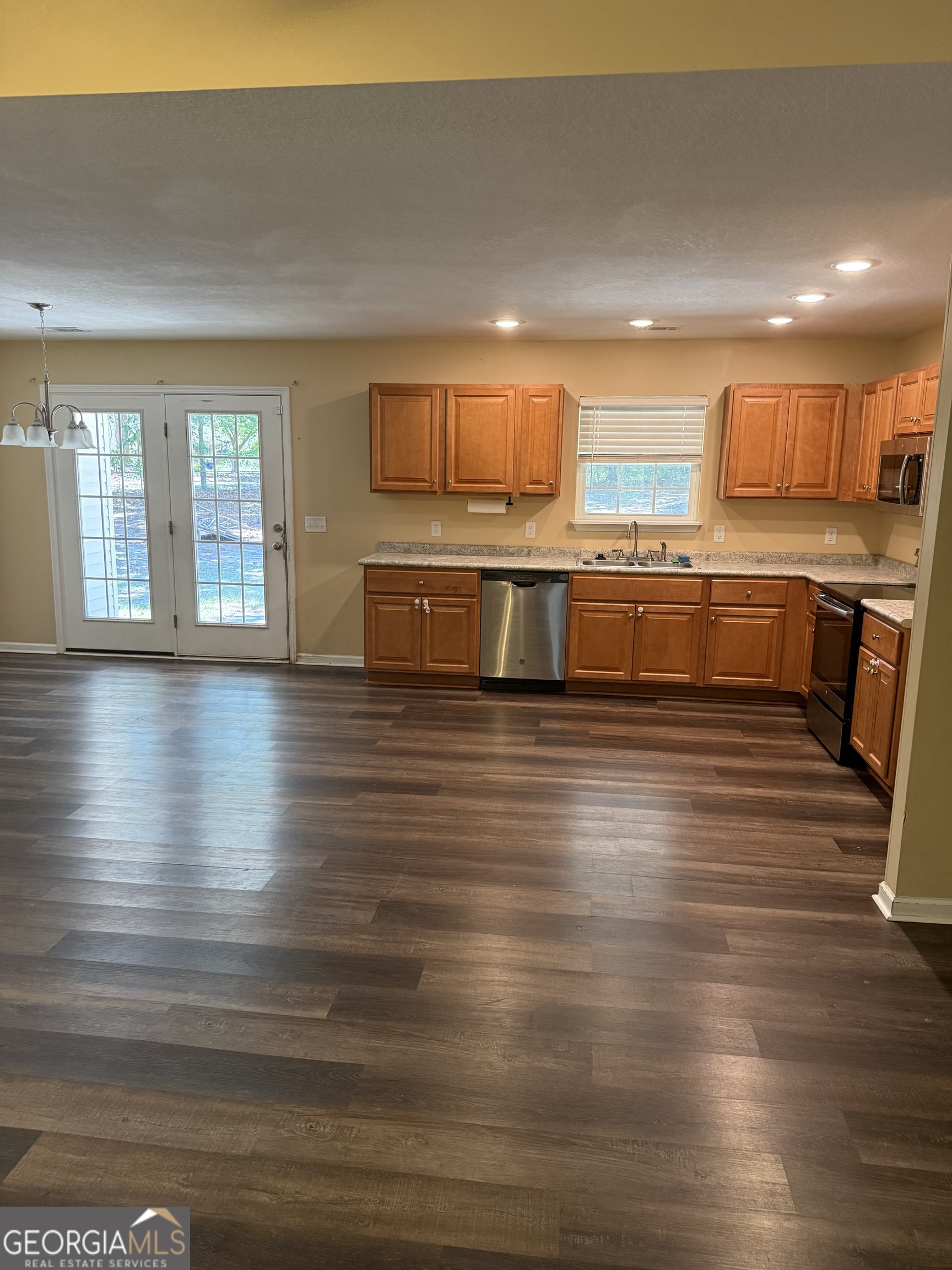 403 Wilburn Cr Property Photo 8