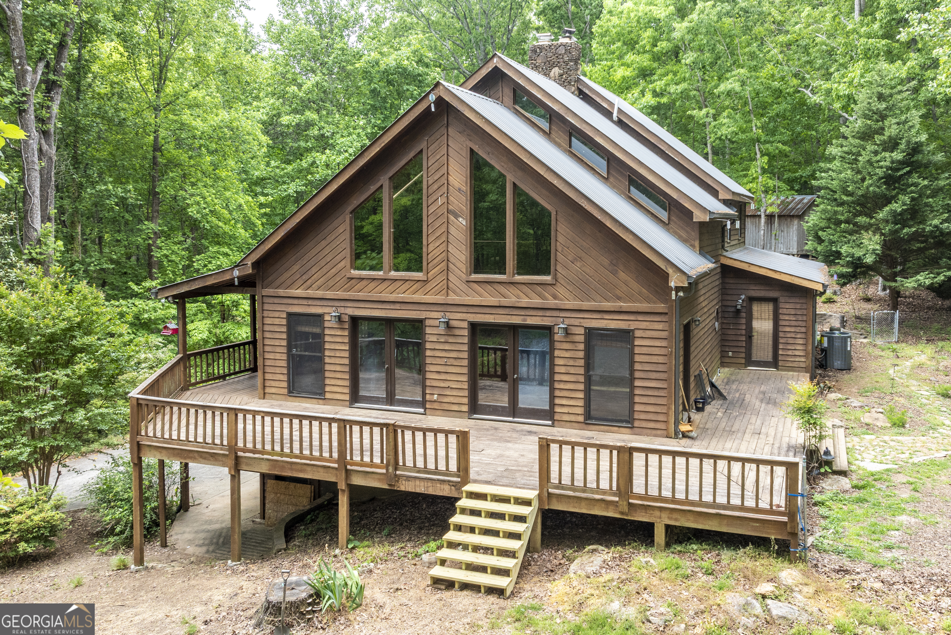 4674 Chestatee Heights Road Property Photo 3