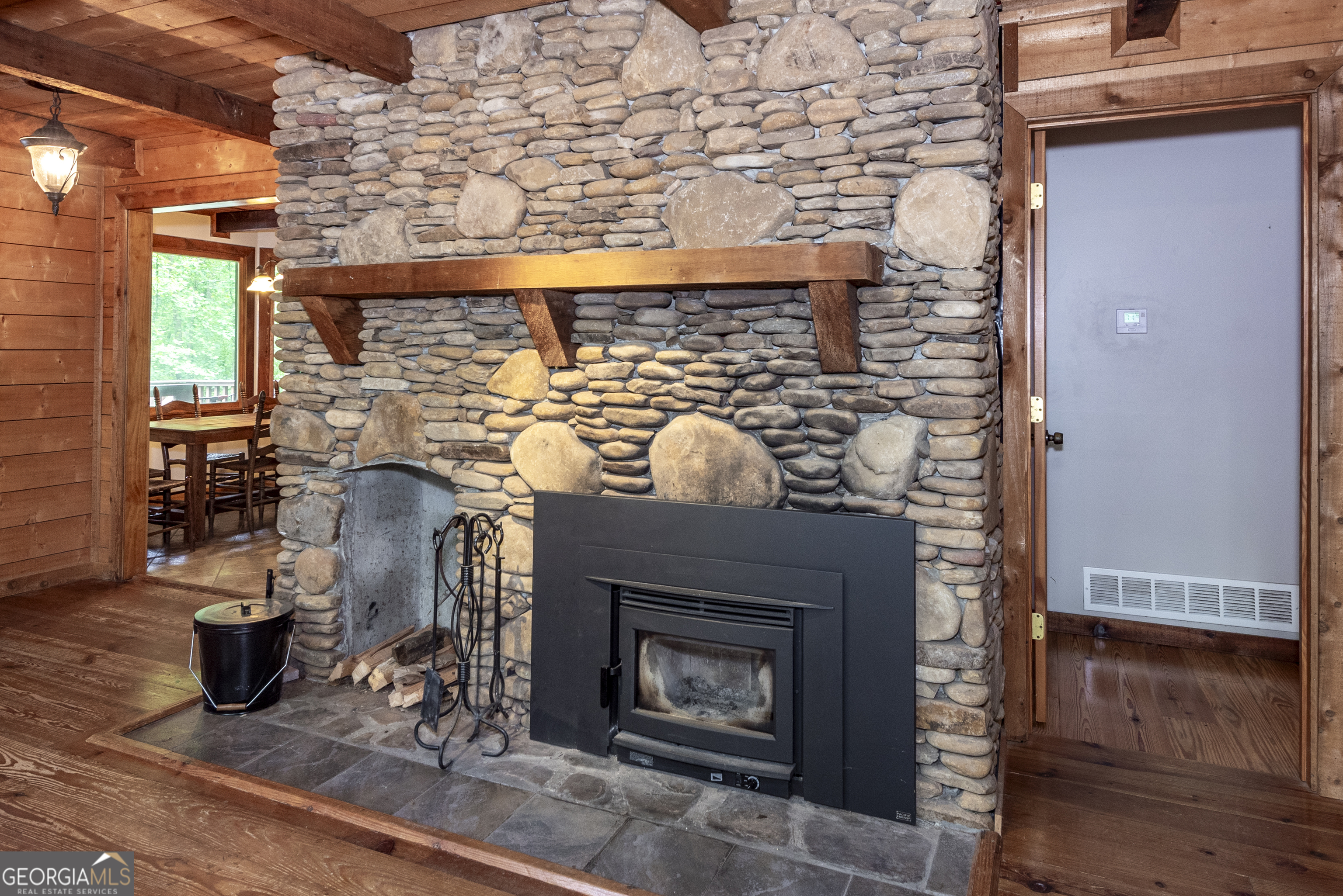 4674 Chestatee Heights Road Property Photo 6
