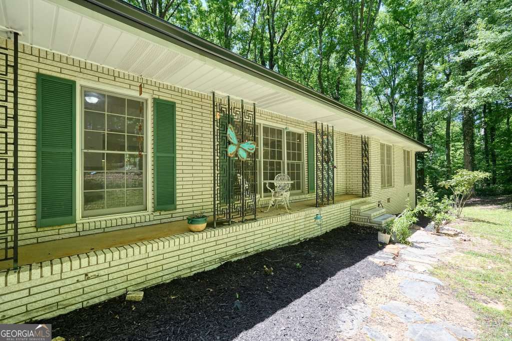 285 Hembredge Drive