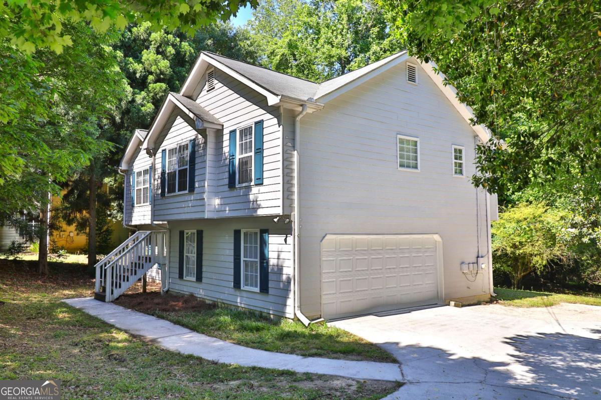 353 Fall View Court Property Photo 5