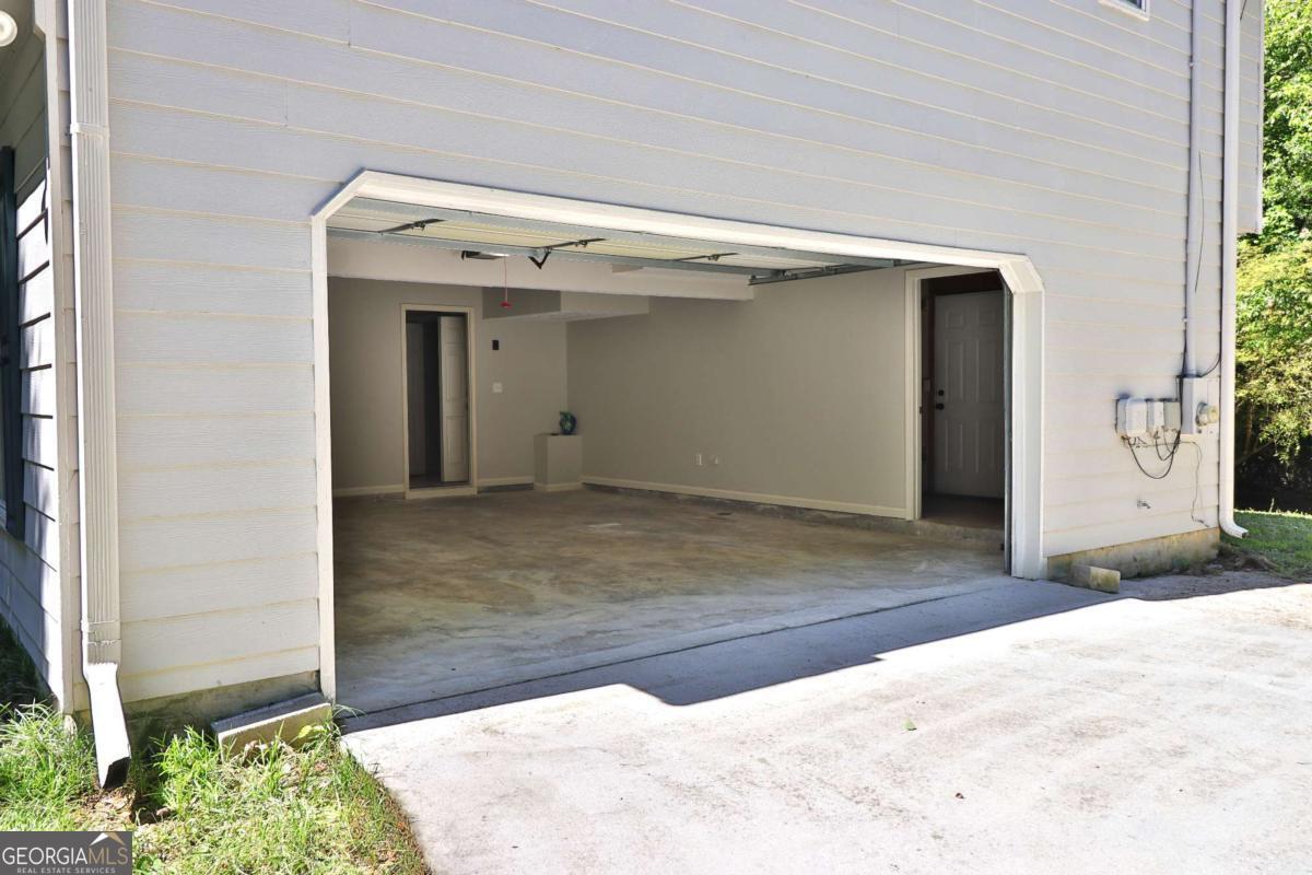 353 Fall View Court Property Photo 12