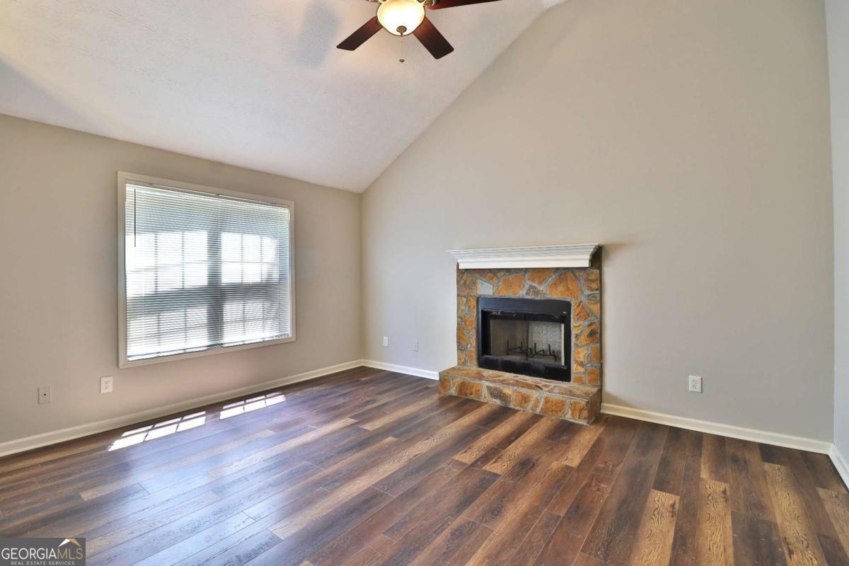 353 Fall View Court Property Photo 21