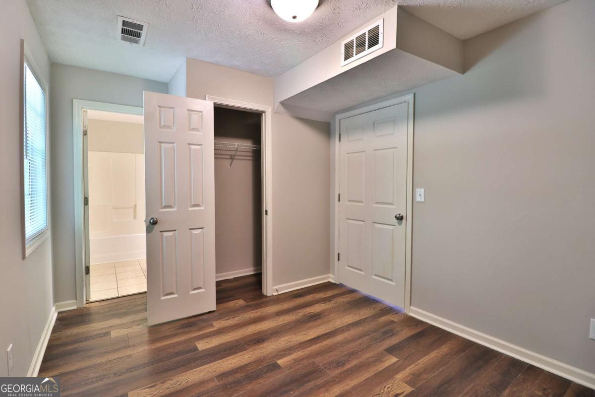 353 Fall View Court Property Photo 53