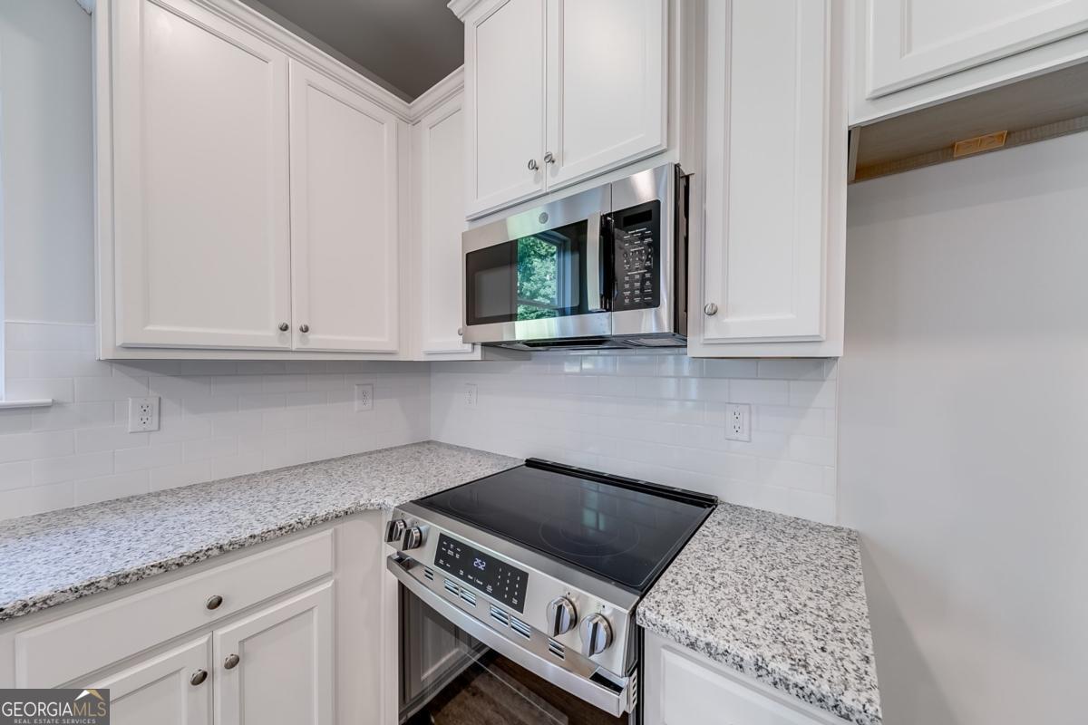 119 Greenview Court Property Photo 11