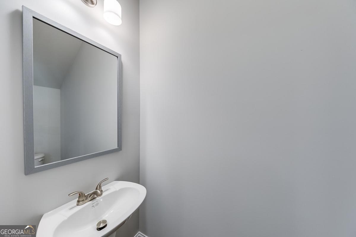 119 Greenview Court Property Photo 13