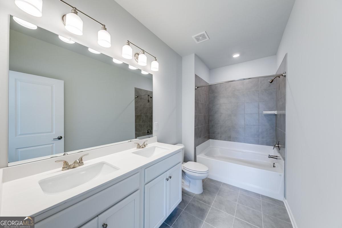119 Greenview Court Property Photo 18