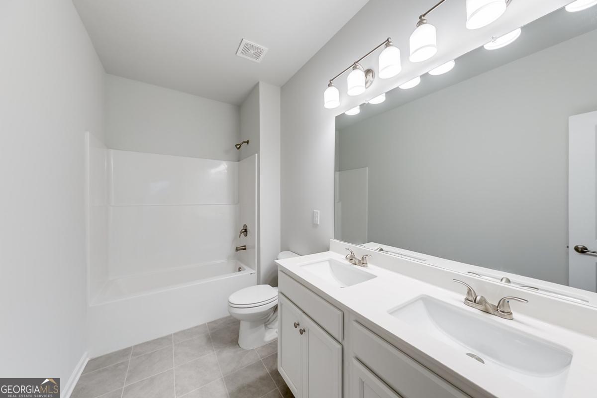 119 Greenview Court Property Photo 24