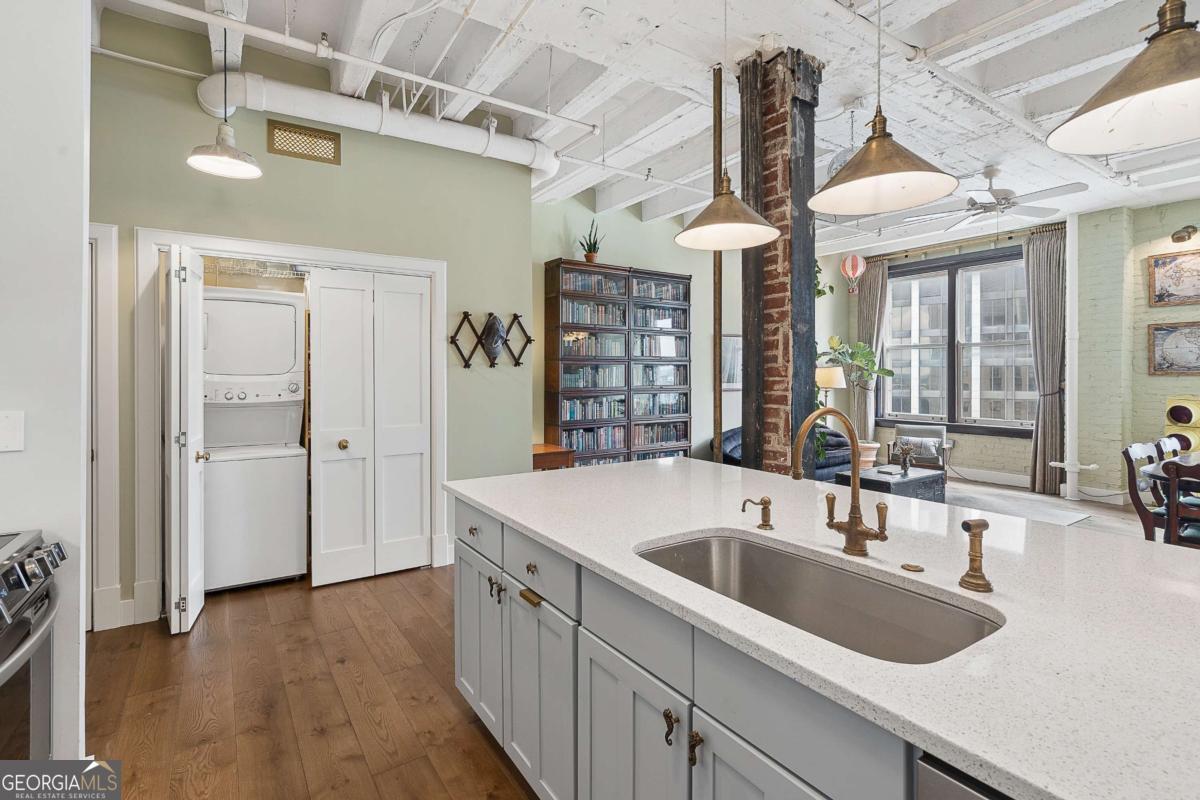 32 Peachtree Street Nw # 1603 Property Photo 12