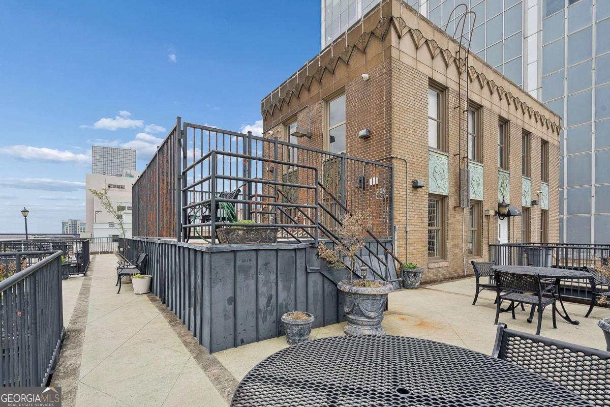 32 Peachtree Street Nw # 1603 Property Photo 31
