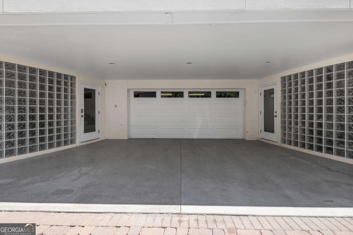 8 18th Street Property Photo 46