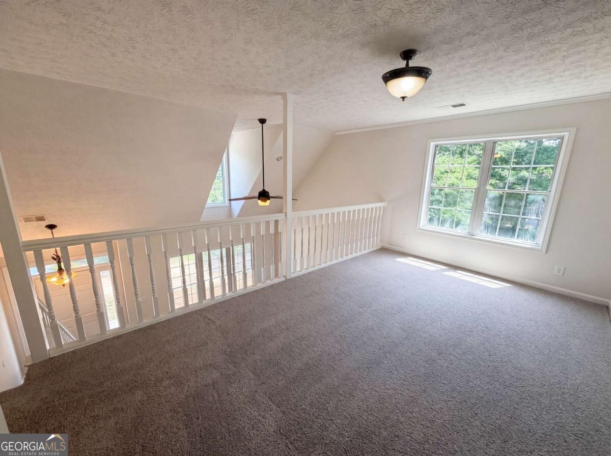 722 Ridgetop Road Property Photo 10