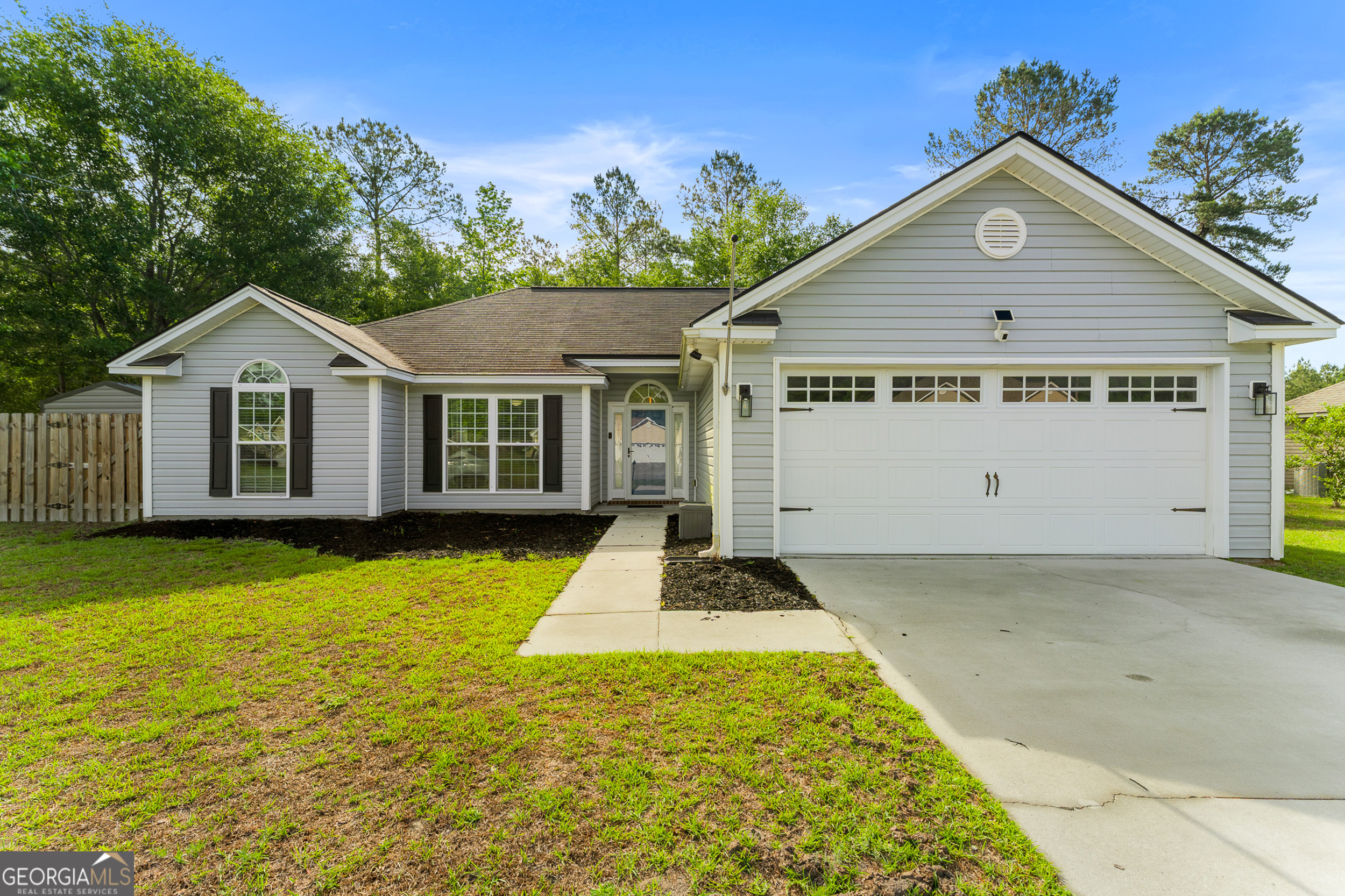 40 Abigail Circle Property Photo 1