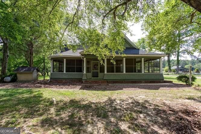 125 East Sewell Road Property Photo 1