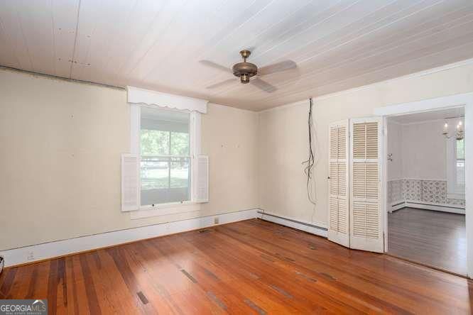 125 East Sewell Road Property Photo 12