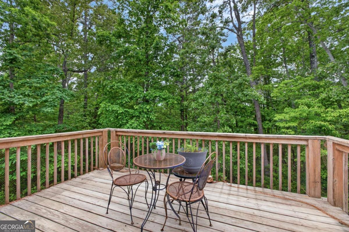 355 Estate Drive Property Photo 11