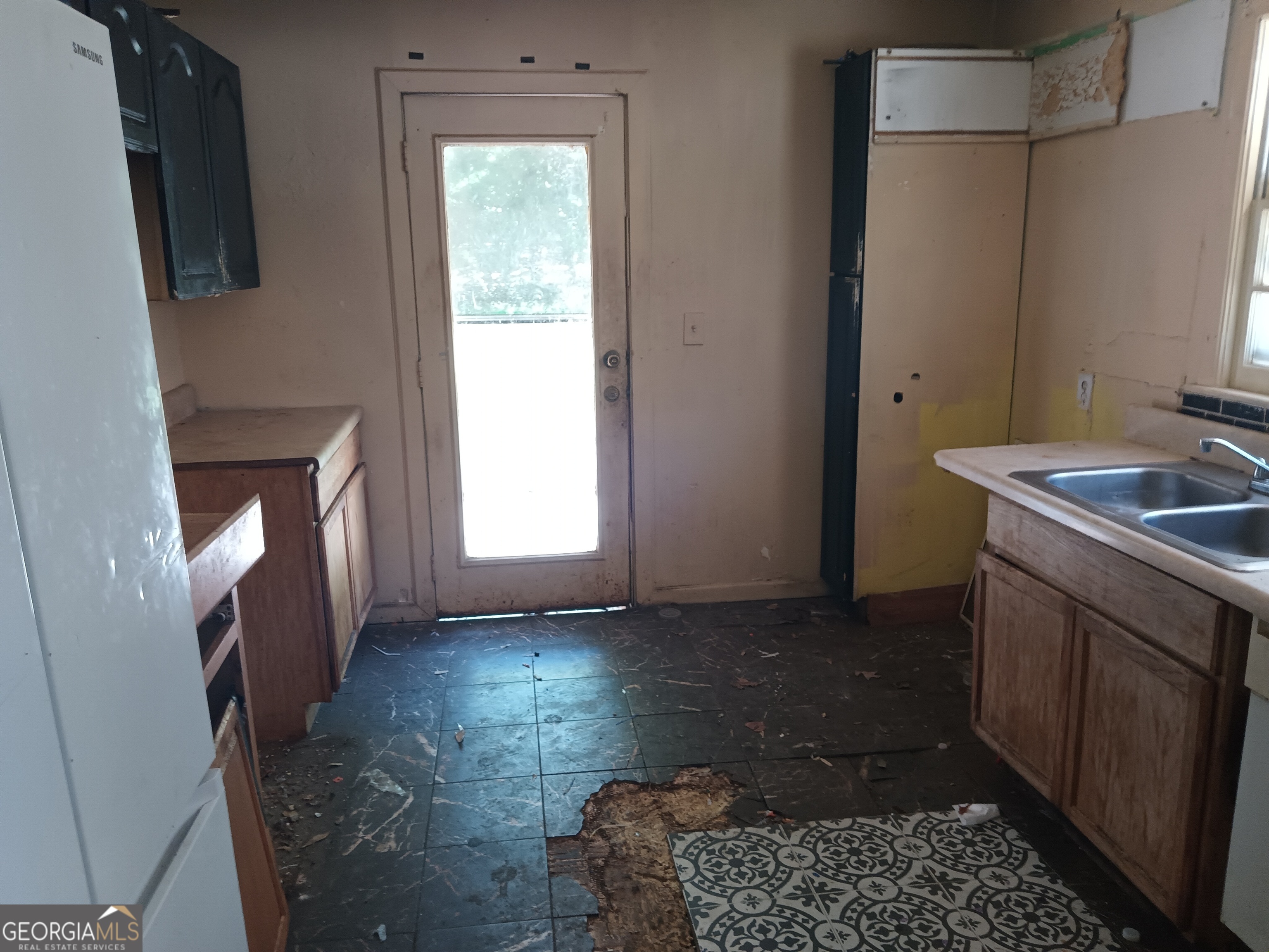 1238 Lloyd Drive Property Photo 10