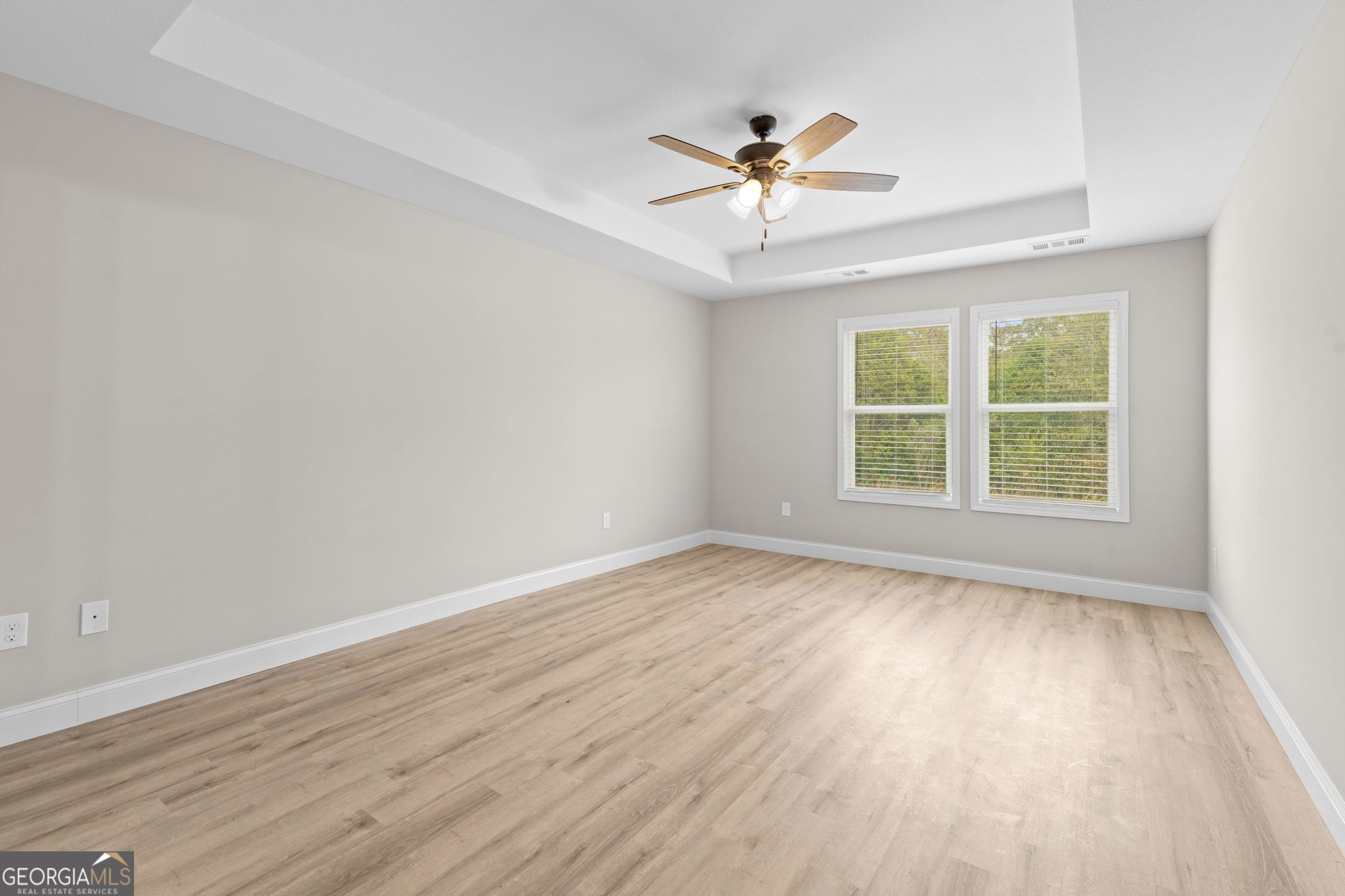 302 Beau Claire Circle Property Photo 32
