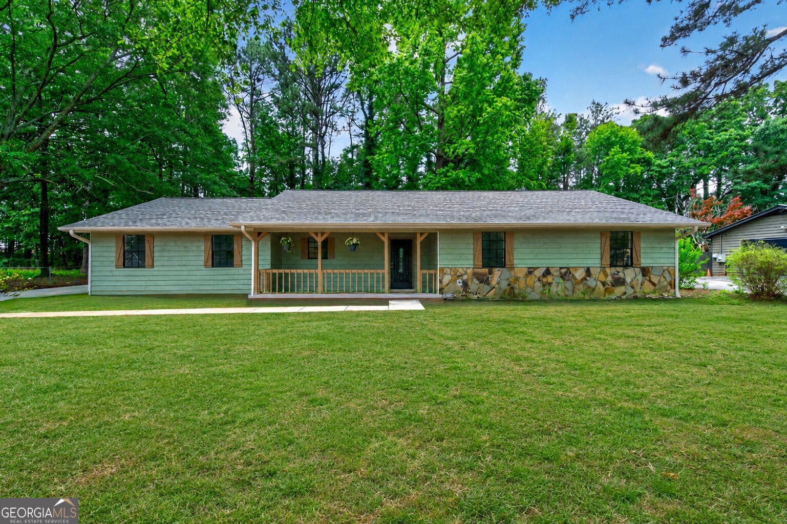 1903 Old Concord Drive Se Property Photo 1