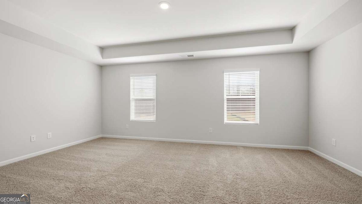 105 White Spruce Way Property Photo 20