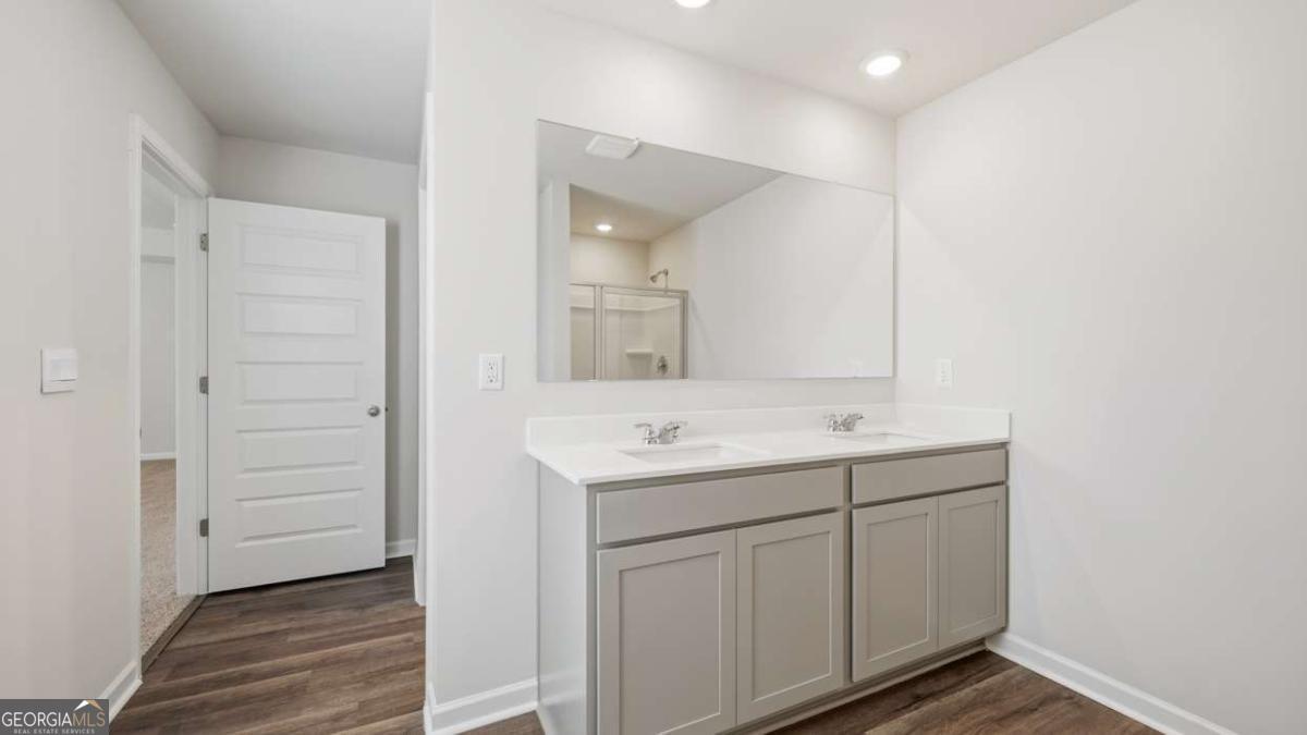 105 White Spruce Way Property Photo 25