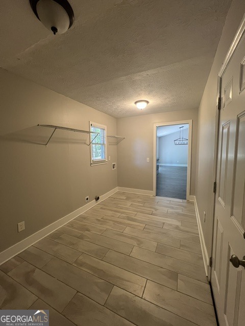 6061 Ridge Way Property Photo 10