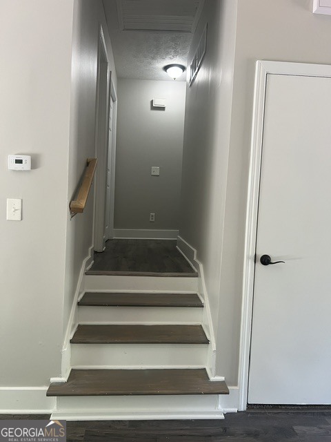 6061 Ridge Way Property Photo 11