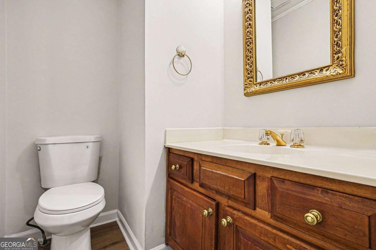 1632 Ellington Road Se Property Photo 37