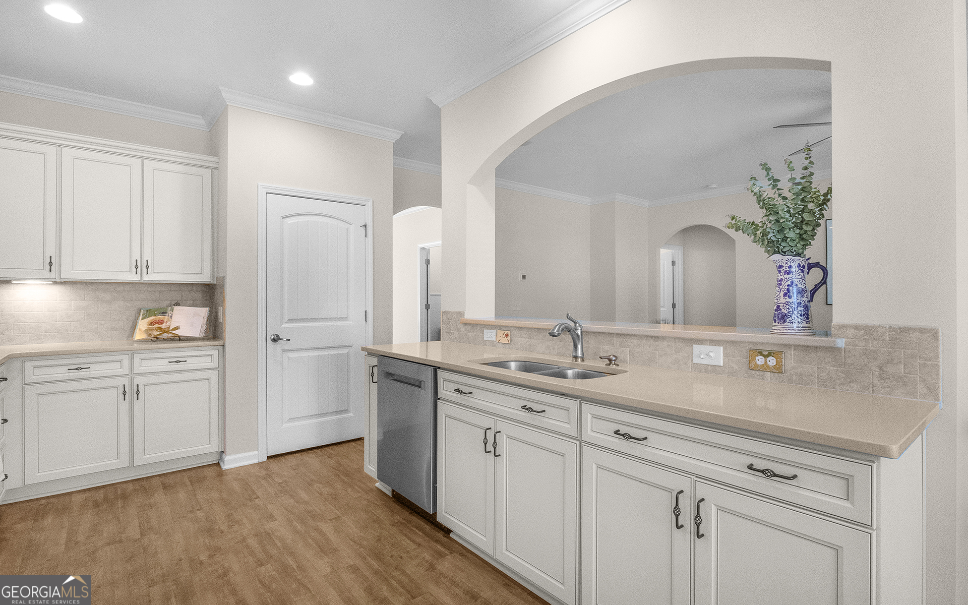 135 Martello Road Property Photo 4
