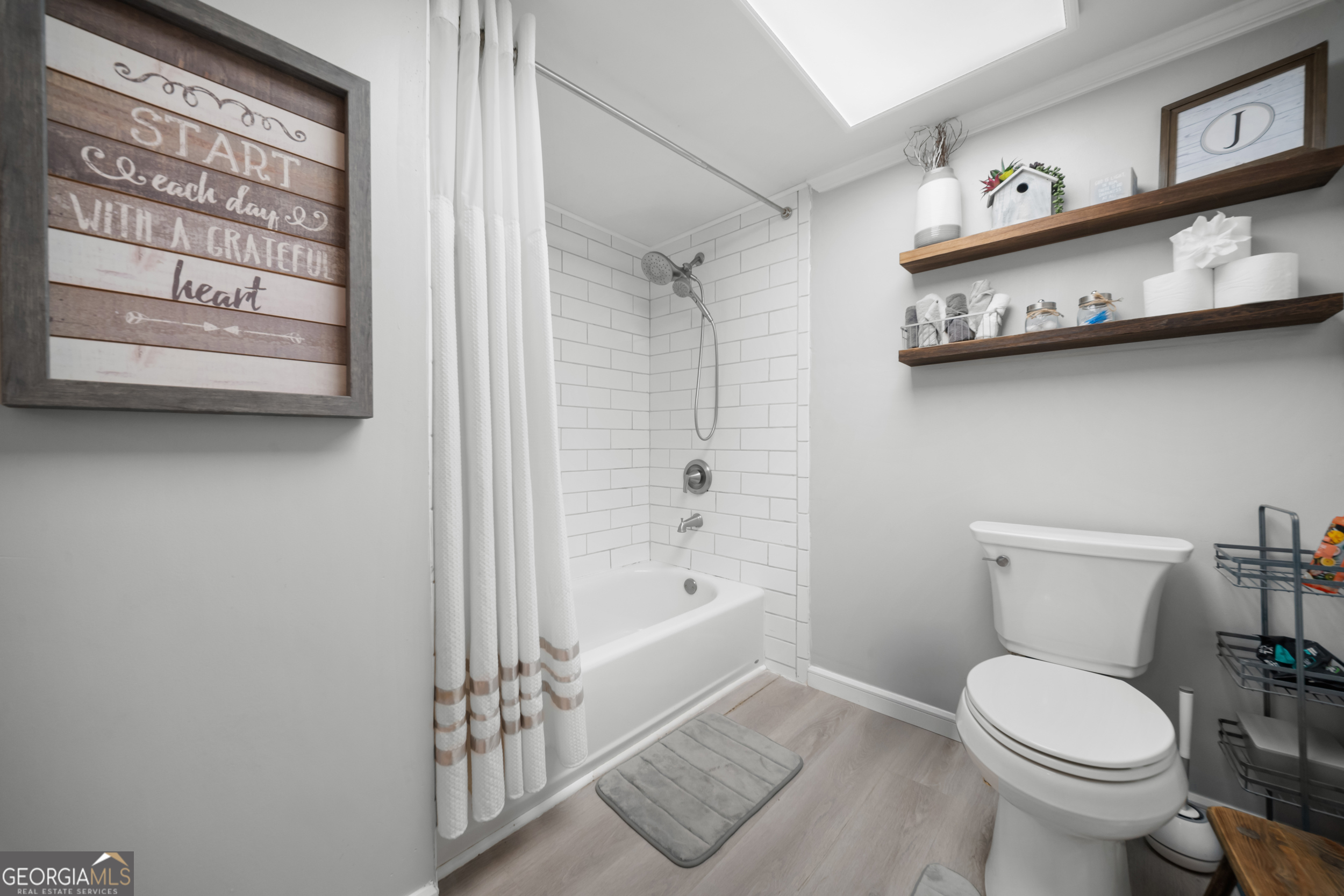 4562 Gip Road Property Photo 19