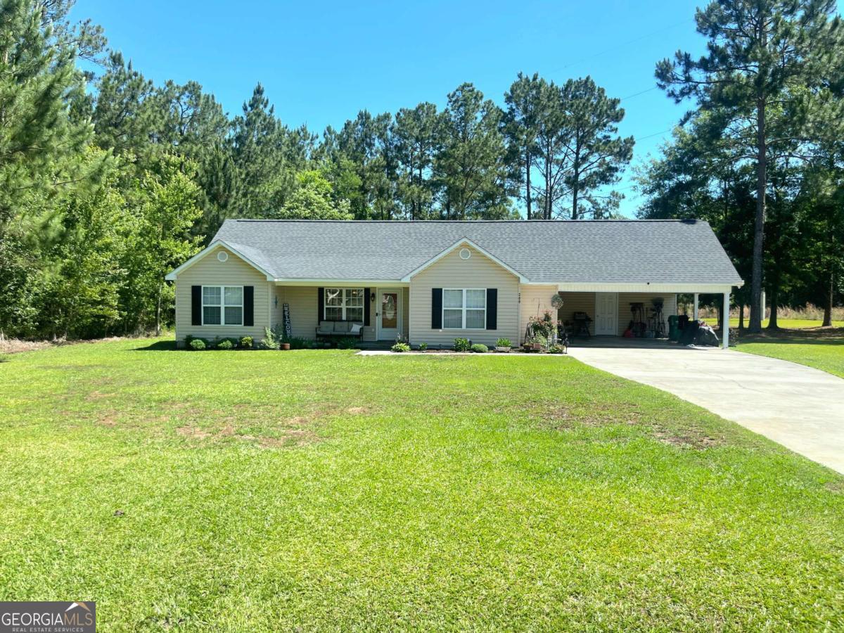 209 Greenbrier Circle Property Photo 1