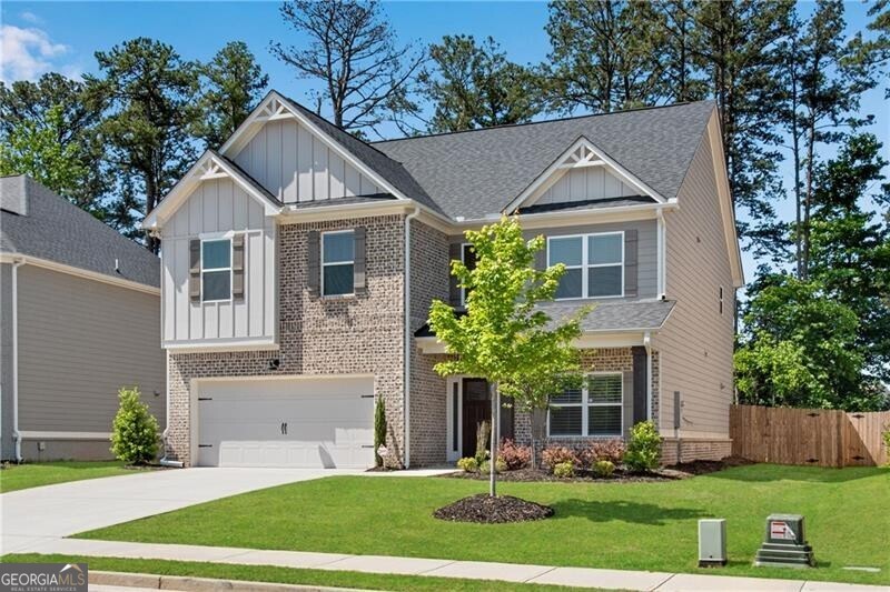 582 Eagles Nest Circle Property Photo 2