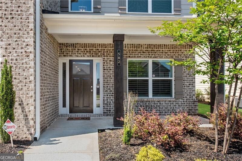 582 Eagles Nest Circle Property Photo 3