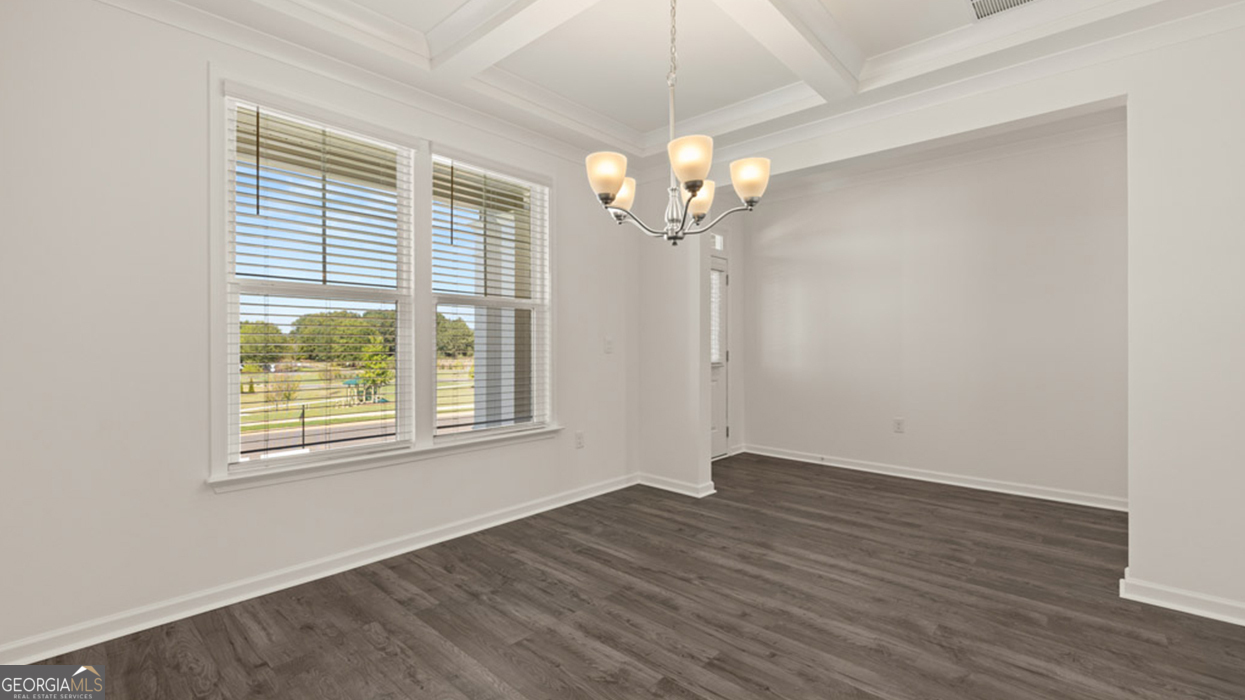 3950 Rivercrest Drive Property Photo 10